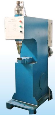 Bon prix Manuel machine à rivets hydraulique hydraulique pour les couverts poignée ustensiles de cuisine poêle et pot en ligne