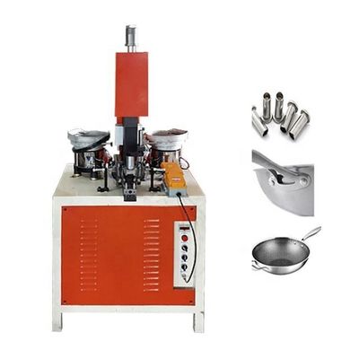 Bon prix Machine de rivetage automatique servo pour Pan Pot Making faisant frire en aluminium en ligne