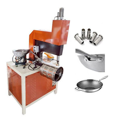Machine de rivetage automatique servo pour Pan Pot Making faisant frire en aluminium