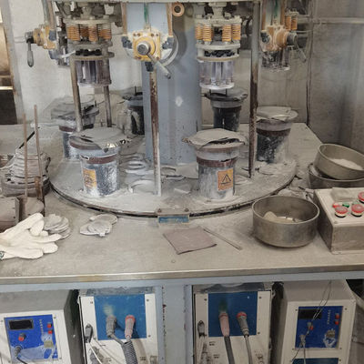 Bouilloire de système servo faisant la machine pour la soudure de soudure d'élément de plaque de chauffage de bouilloire
