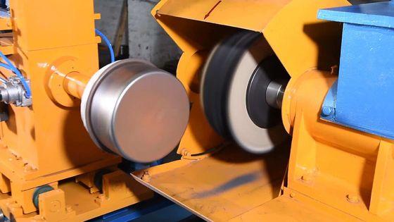 machine automatique CNC de ponçage des ustensiles de cuisine en métal polisseur pour les casseroles en aluminium en acier inoxydable