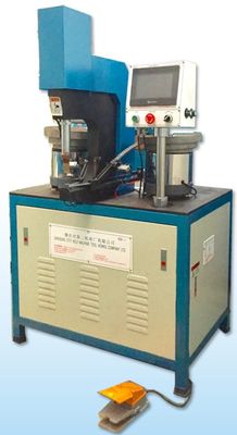machinant la machine de rivetage de alimentation automatique intelligente 4KW de multihole de catégorie complètement automatique