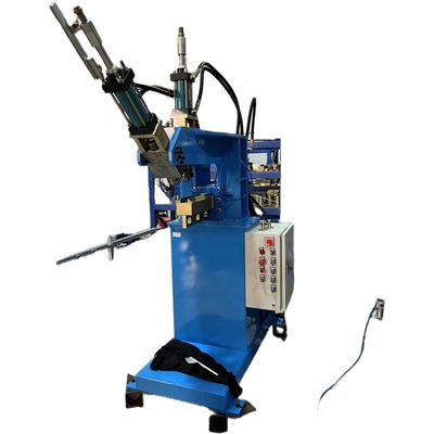 Machine de pressage des bords de coin rond pour éviers faits à la main et les armoires en acier inoxydable