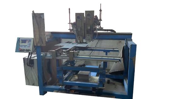 Machine automatique de broyage de feuilles pour économiser du matériel