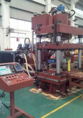 Presses hydrauliques spécialisées pour l'aviation