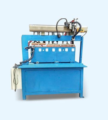 Machines de soudage automatiques spéciales pour l'épissage planar de tôles industrielles