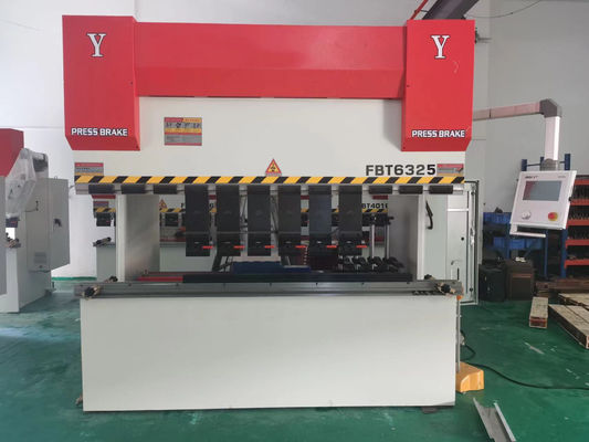 Systèmes de contrôle avancés 201 et 316L Machine de pliage CNC en acier inoxydable à double qualité pour éviers faits à la main