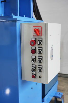 La machine de pressage de coins et de coutures avancée et efficace pour les éviers de cuisine en acier inoxydable