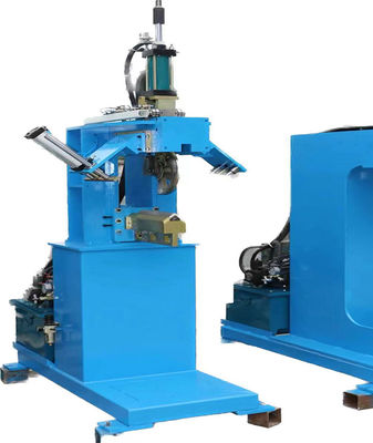 Machine de pressage de coins et de coutures intelligentes pour les éviers de cuisine en acier inoxydable