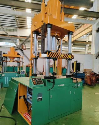 Presses hydrauliques pour l' or, l' argent, le nickel, le cuivre et l' acier inoxydable.
