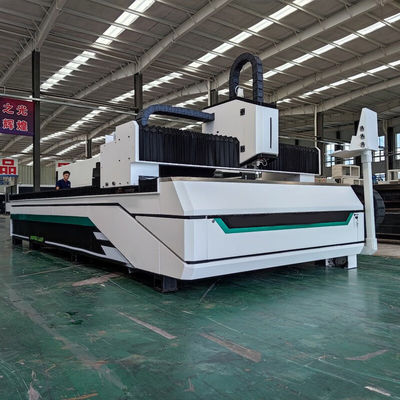 Vitesse maximale de positionnement 100 m/min Machine de découpe au laser métallique dédiée aux éviers faits à la main