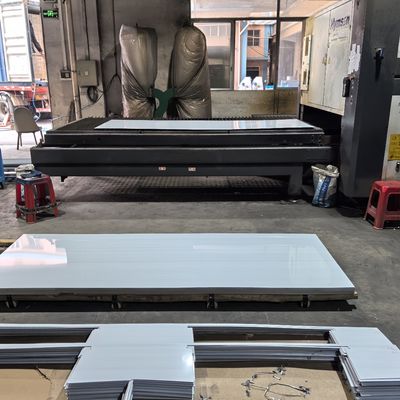 Fabrication d'équipements de ligne de production d'éviers artisanaux multifonctionnels