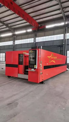 Machine de découpe laser de tôle métallique CNC de précision pour la décoration architecturale et les applications aérospatiales avec de grands équipements