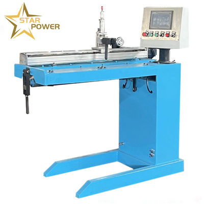 La machine de soudage à couture droite CNC avec fonctionnement réglable et stable est utilisée pour le soudage à l'arrière de différentes coutures droites de tôles métalliques