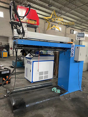 La machine de soudage à couture réglable est utilisée pour le soudage de boutons de toutes sortes de joints de tôles métalliques.