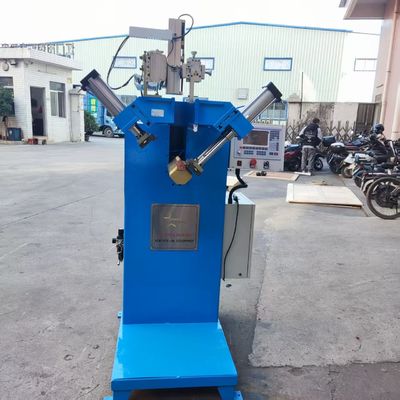 Facile à utiliser et paramètres de soudage personnalisables, machine de soudage CNC à coin rond