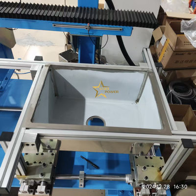 Machine de soudage à commande numérique polyvalente pour la production d'éviers de cuisine avec technologie avancée