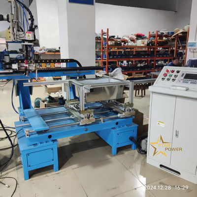 Machine de soudage de surface CNC conçue à haut degré d'automatisation pour évier à main en acier inoxydable