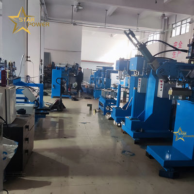 Machine de pressage à joints et à angles contrôlée par PLC pour des coutures de soudage de haute précision et lisses dans l'industrie de la cuisine
