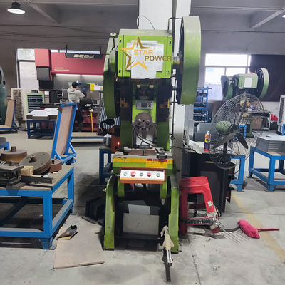 Presse à percussion à gorge profonde multifonctionnelle pour la fabrication d'éviers de cuisine et d'appareils ménagers faits à la main