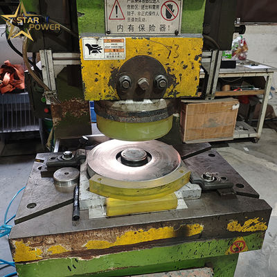 Machine de pliage de presse efficace et stable machine de poinçonnage à grande vitesse