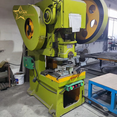 Machine de pliage de presse efficace et stable machine de poinçonnage à grande vitesse