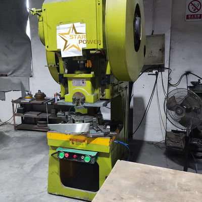 Machine de pliage de presse pour les ustensiles de cuisine sous pression