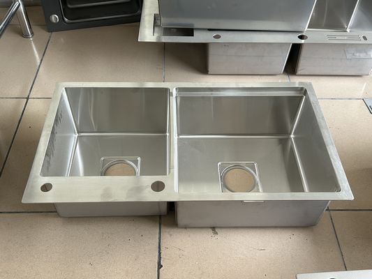 Bon prix Épaisseur de l'évier en acier inoxydable de qualité supérieure en ligne