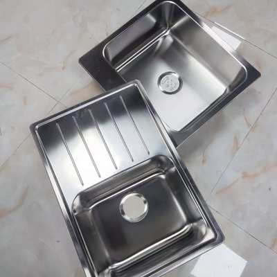 Evier de cuisine en acier inoxydable 304 à double bassin avec drainage