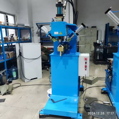 30 MPa, machine à laminer à couture hydraulique pour éviers de cuisine