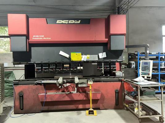 Machine de flexion de précision en ligne