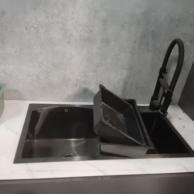 Bon prix Évier de cuisine fait à la main en acier inoxydable avec coin arrondi R10 et matériau de qualité alimentaire 304/316 en ligne