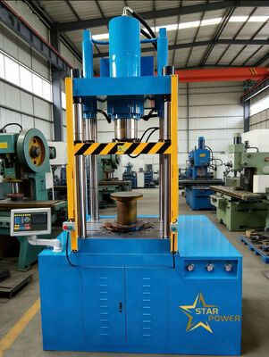 Tracé en profondeur hydraulique à quatre colonnes pour évier en acier inoxydable