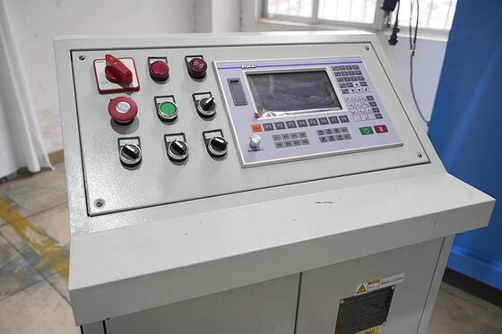 Machine à souder CNC de haute précision pour la réparation de panneaux d'évier