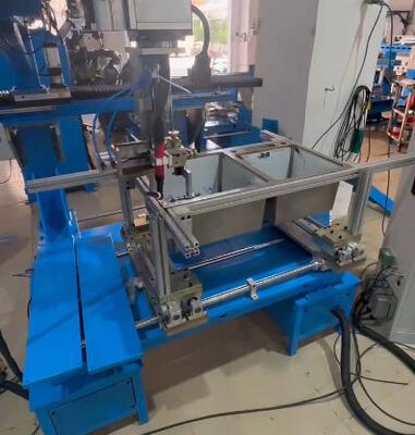 Machine à souder CNC de haute précision pour la réparation de panneaux d'évier